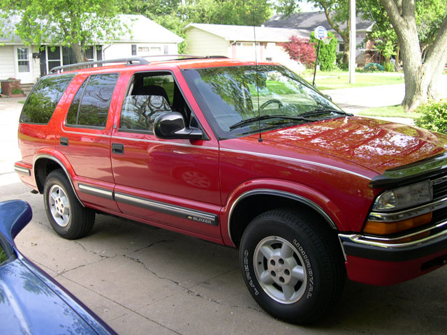 blazer_pass_side2.jpg