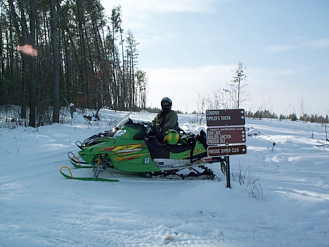 poo_f7_parked2