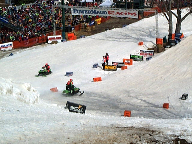 riders_leaving_hill_other_side.jpg