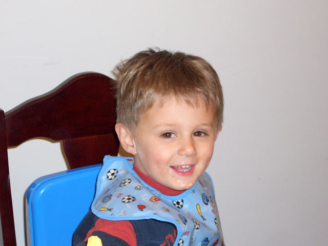 jack_eating.jpg
