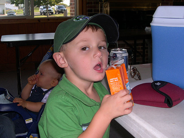jack_kss_picnic_05_2.jpg