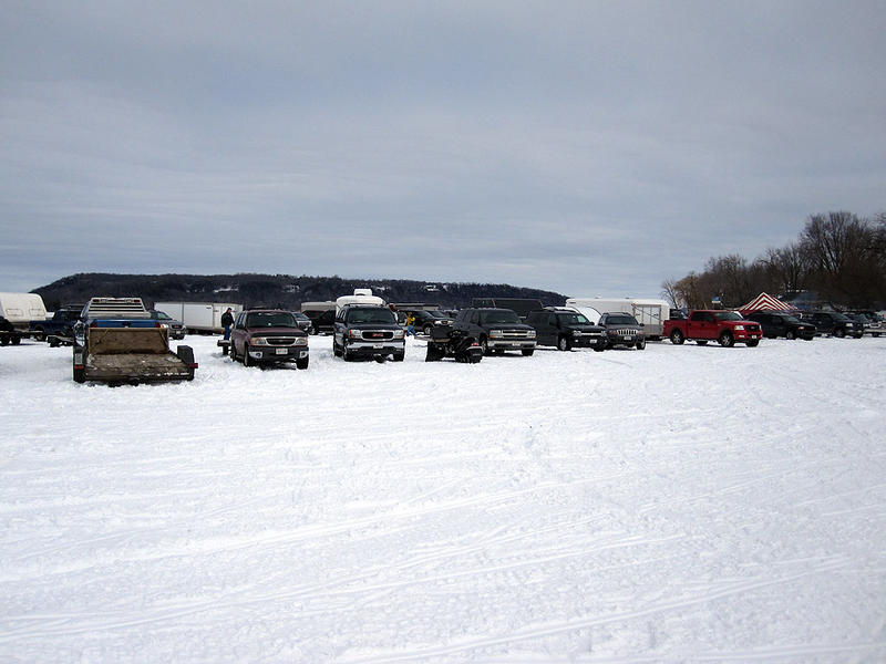 100227_trucks_on_lake.jpg