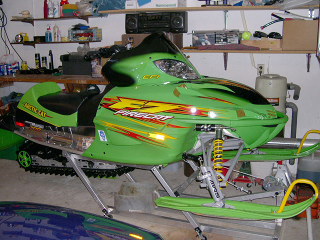 f7_stand