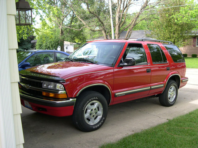 blazer_driver_side2.jpg